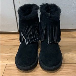 UGG CLASSIC SHORT II FRINGE BOOT size 12